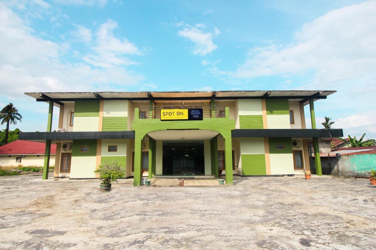 Spot On 2809 Hotel Yasmin Siak Sri Indrapura Kültér fotó